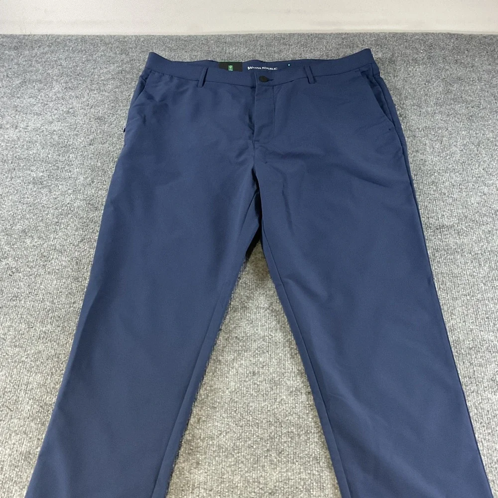 Banana Republic Mens Flat Front Performance Pants Navy Blue 38x32 New